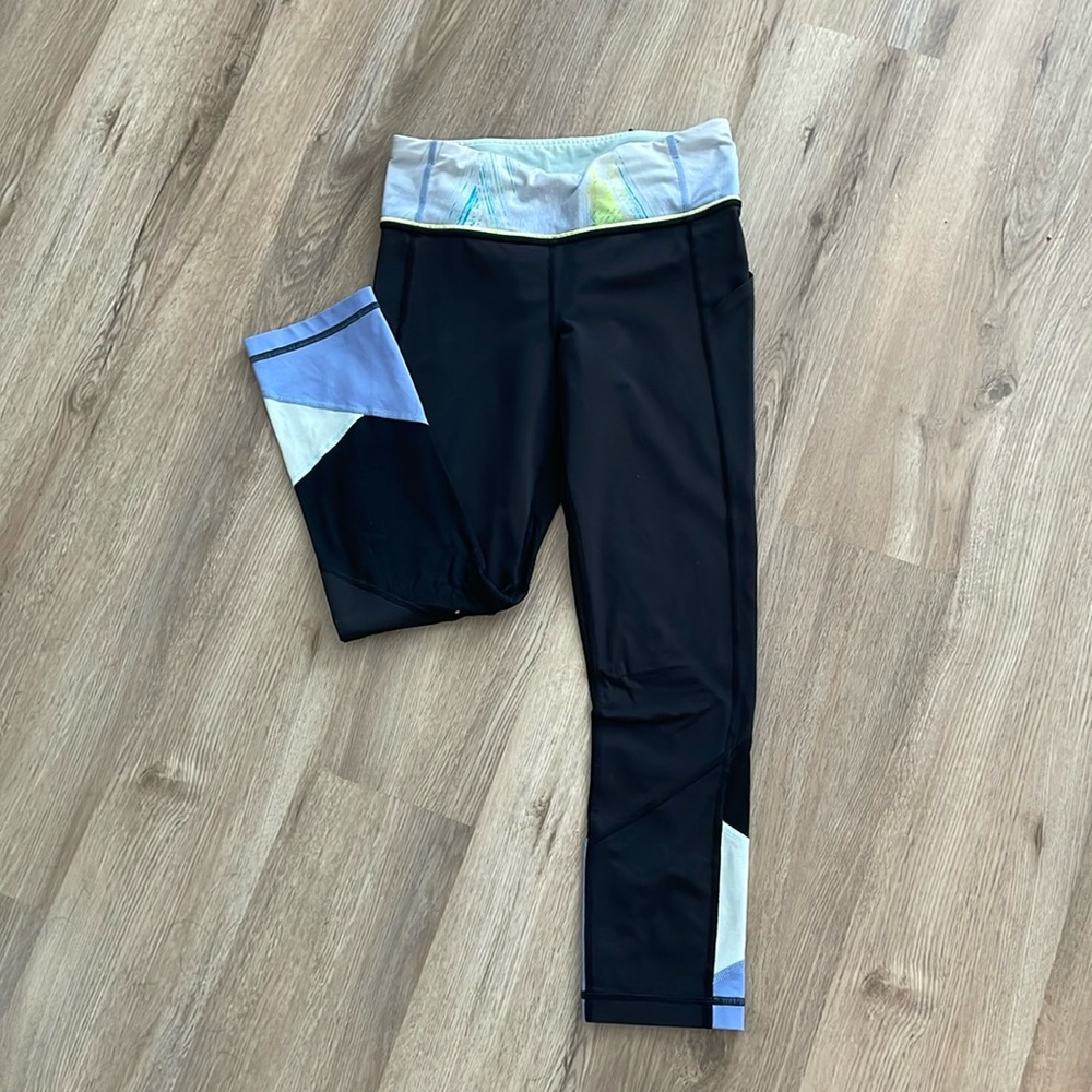 Lululemon size 2 capri leggings